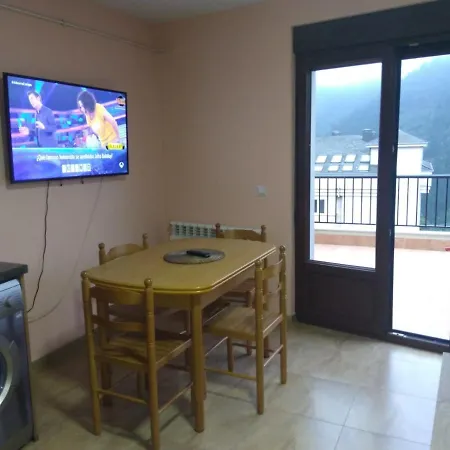 Apartamentos Taramundi Verde *