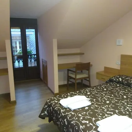 Apartamentos Taramundi Verde